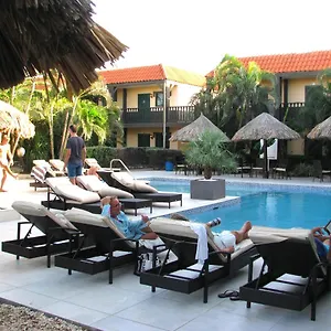 Perle D'or Aruba Palm Beach